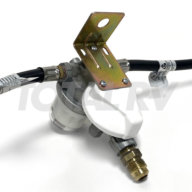 RV Cavagna Group LP-Gas Regulator 924N w/ Hoses (Replaces GR-9994XF) | Total RV Supply
